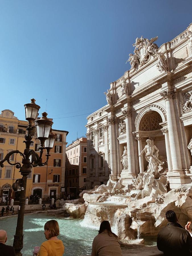 Residenza Tritone Luxury Guest House Trevi Fountain ローマ エクステリア 写真