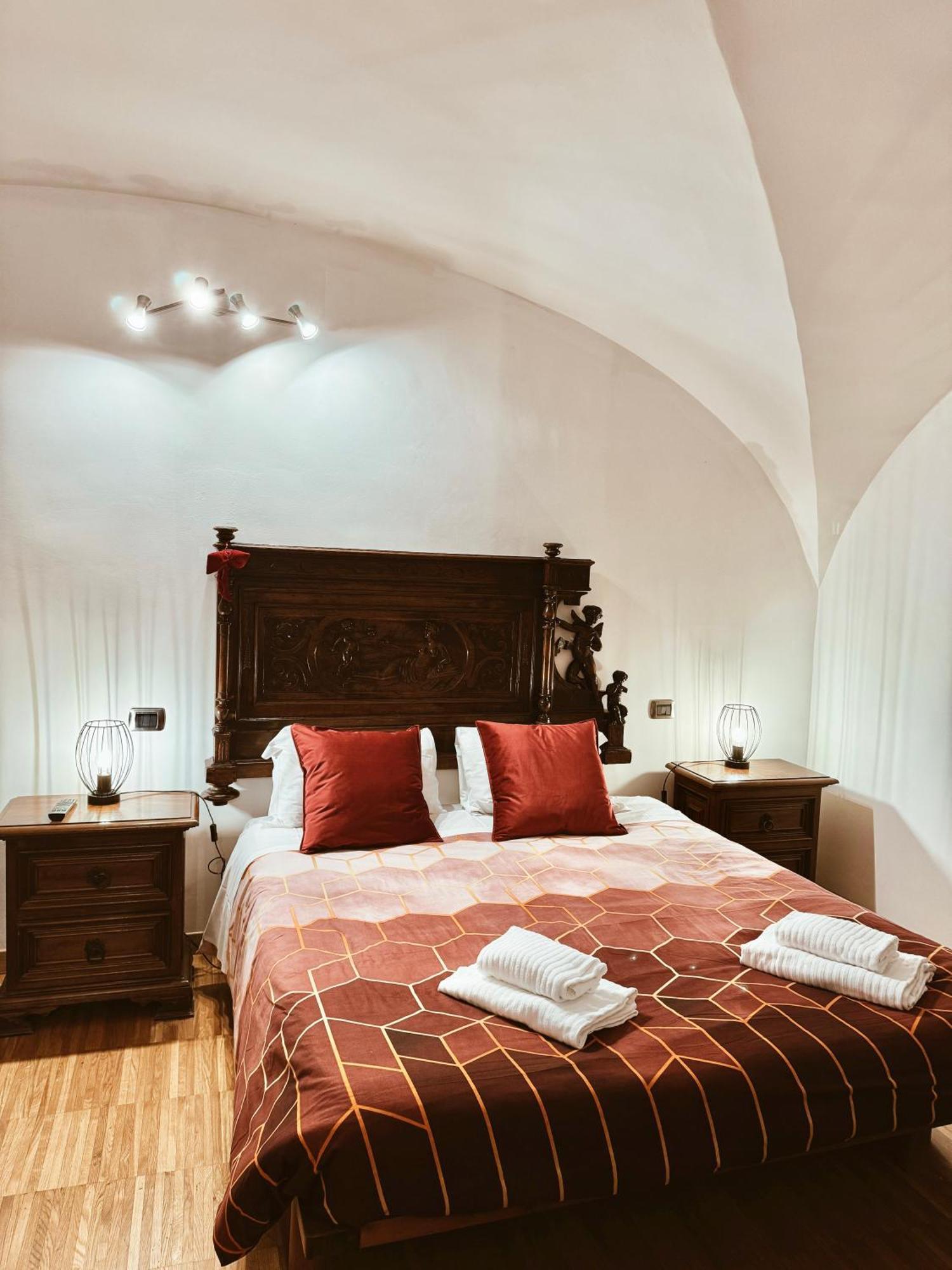 Residenza Tritone Luxury Guest House Trevi Fountain ローマ エクステリア 写真