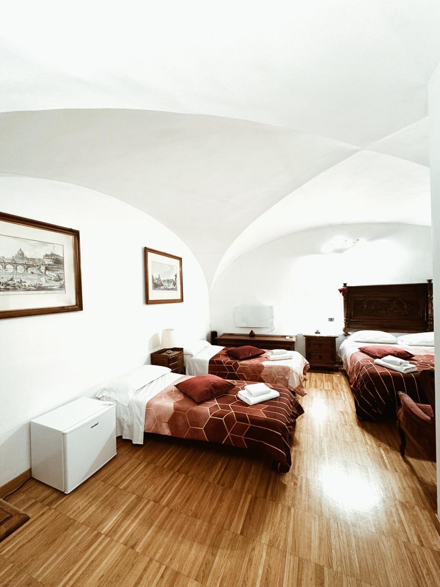 Residenza Tritone Luxury Guest House Trevi Fountain ローマ エクステリア 写真