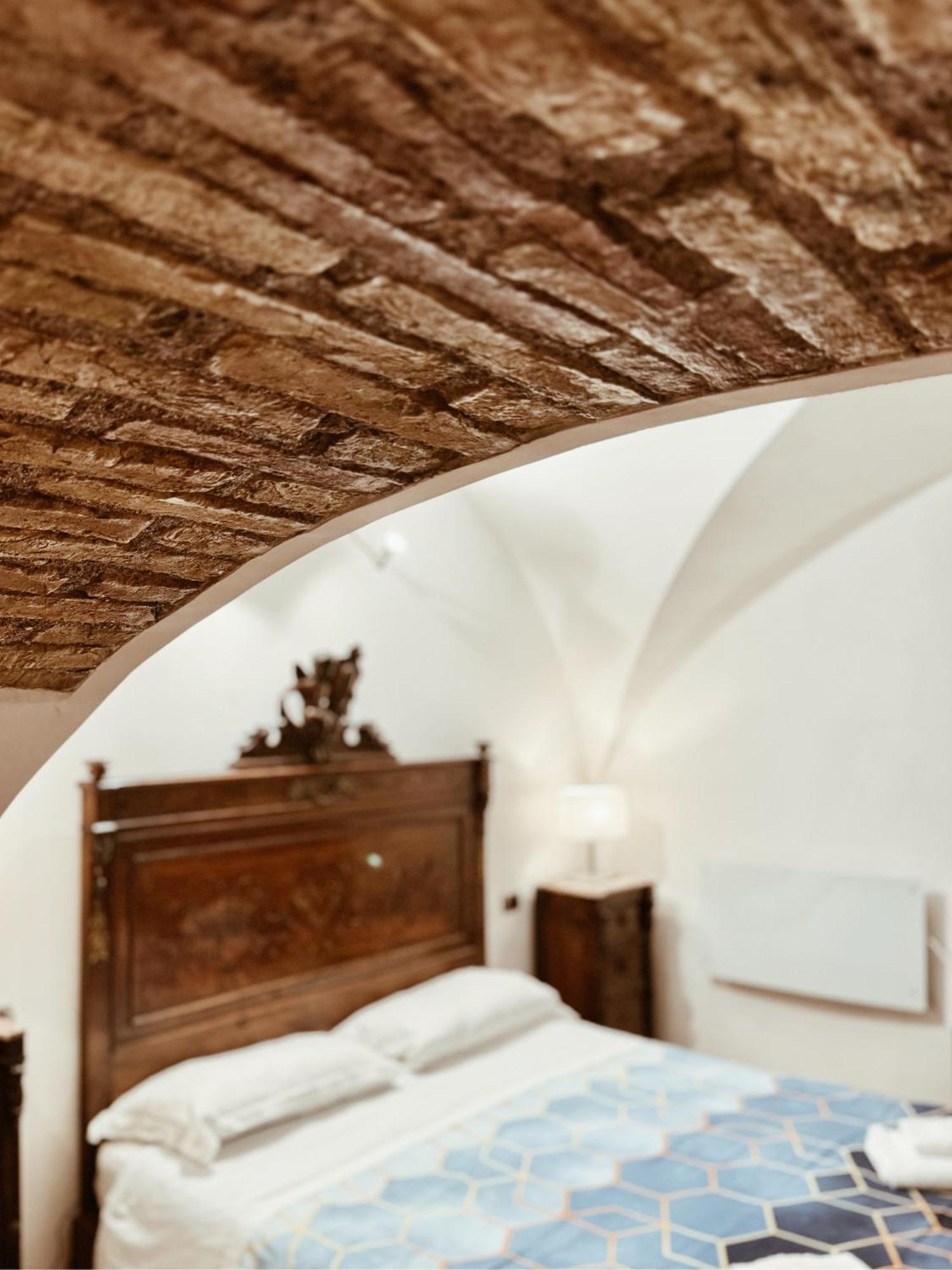 Residenza Tritone Luxury Guest House Trevi Fountain ローマ エクステリア 写真